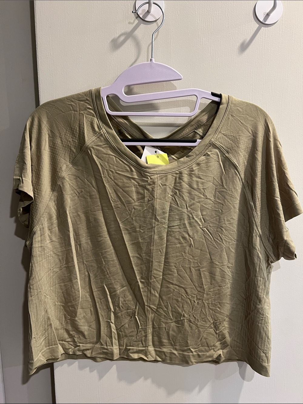 All In Motion Seamless Boxy Cropped Short Sleeve T-Shirt